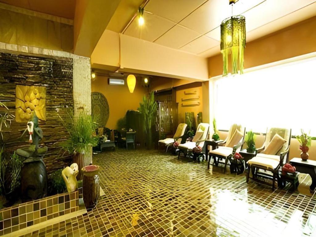 Royal Hills Golf Resort & Spa Nakhon Nayok Buitenkant foto